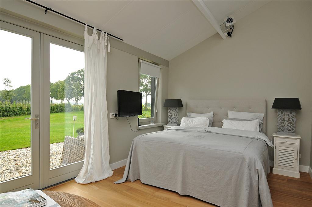 Landgoed Emelaar Lodge Amersfoort Room photo